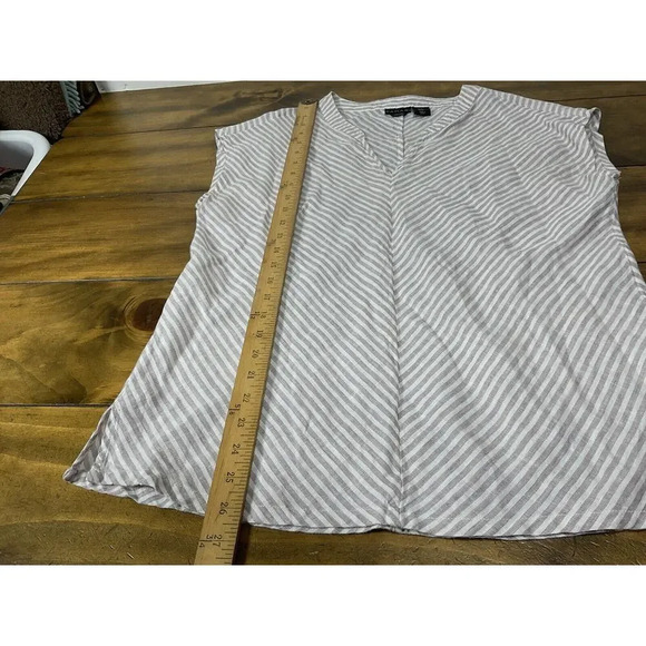 Tahari Linen Striped Sleeveless Blouse Size Small - Picture 4 of 7
